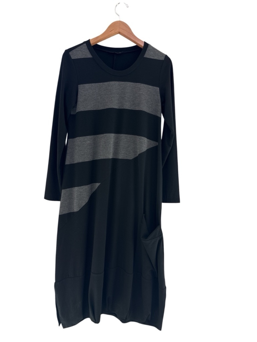 Luukaa Gray Black Color Block Long Sleeve Maxi Dress